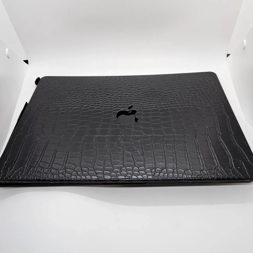 Apple Labtop Case - Picture 2 of 5